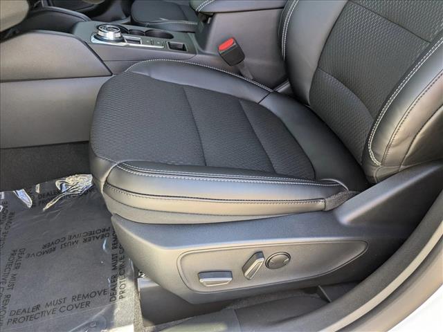 2026 Ford Escape photo 4