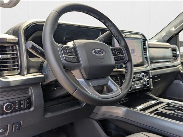 2025 Ford F-250 Lariat photo 3