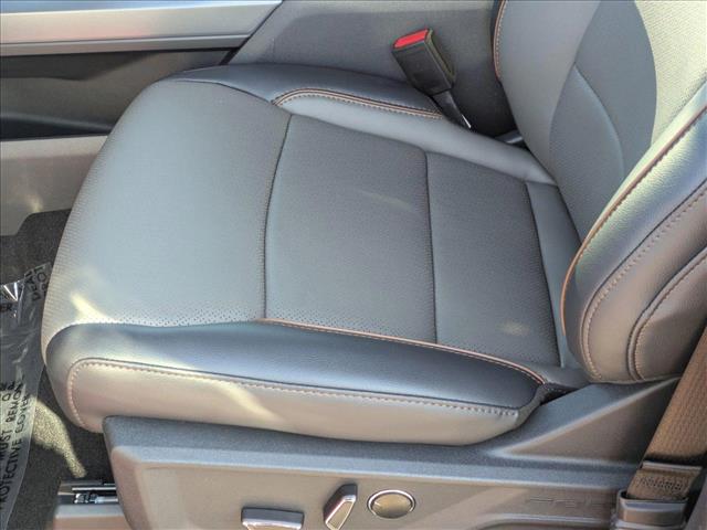 2025 Ford F-150 Lariat photo 4