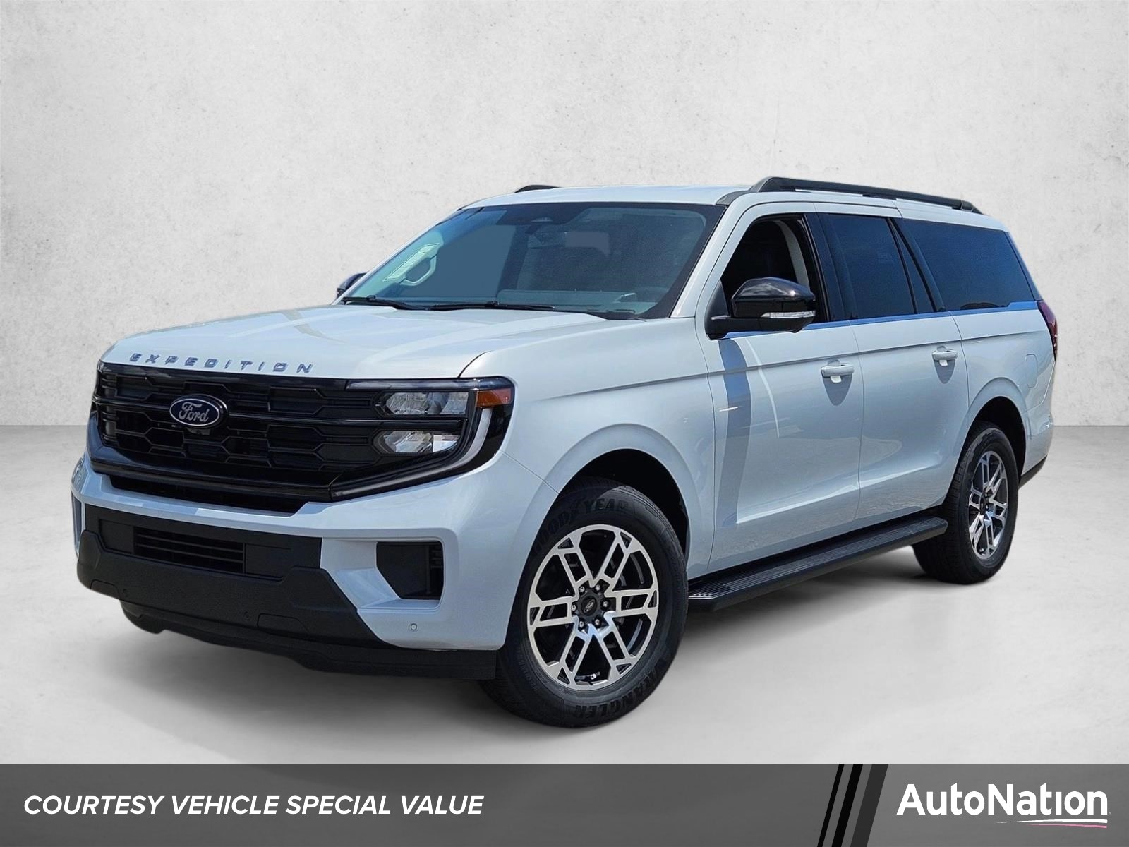 2026 Ford Expedition Active MAX's photo