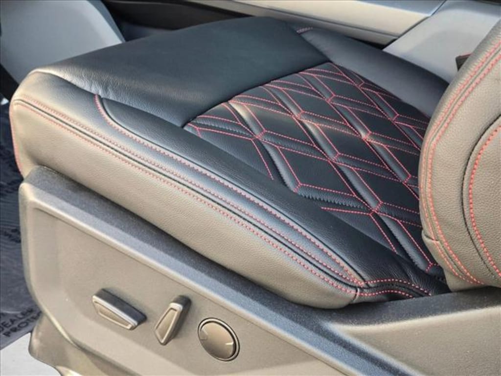 New 2025 Ford F-150 XLT Truck SuperCrew Cab