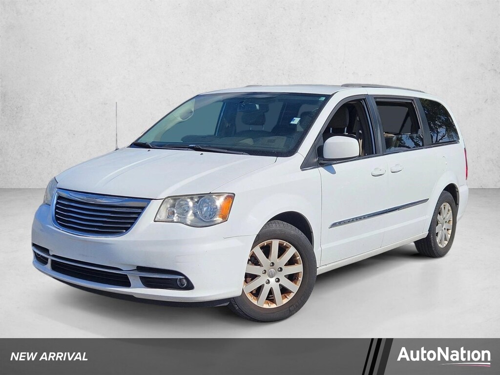 Used 2015 Chrysler Town & Country Touring Van