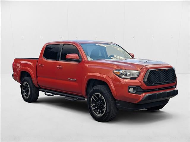 2017 Toyota Tacoma SR5 Double Cab V6 photo 3