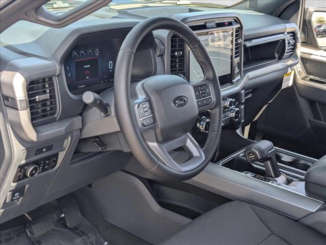 2025 Ford F-150 XLT photo 3