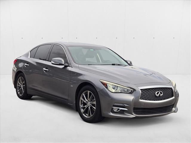 2017 Infiniti Q50 3.0t Signature Edition AWD photo 3