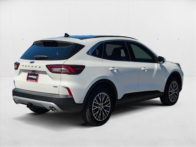 2025 Ford Escape Premium photo 2