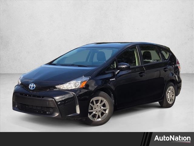 2015 Toyota Prius v Five