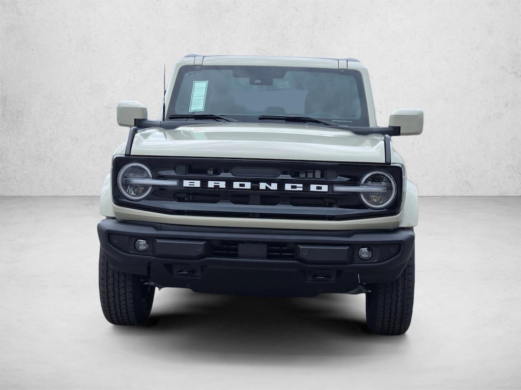 New 2026 Ford Bronco Outer Banks SUV