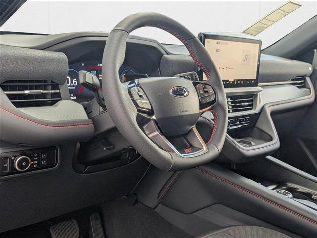 2025 Ford Explorer ST photo 3