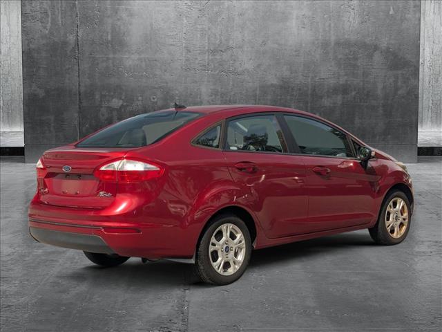 2016 Ford Fiesta SE photo 4
