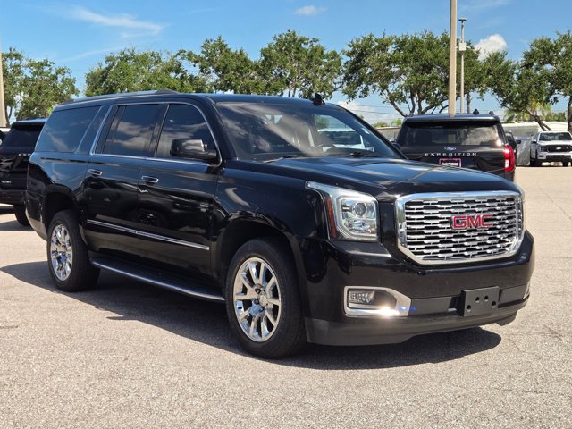 2020 Gmc Yukon XL Denali photo 3