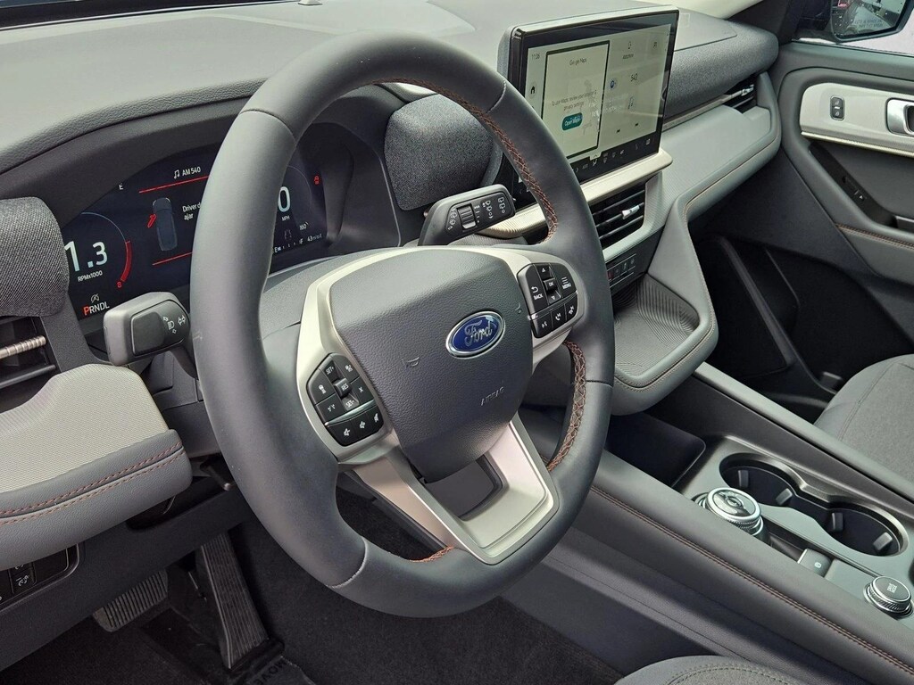 New 2026 Ford Explorer Active w/200A Pkg SUV
