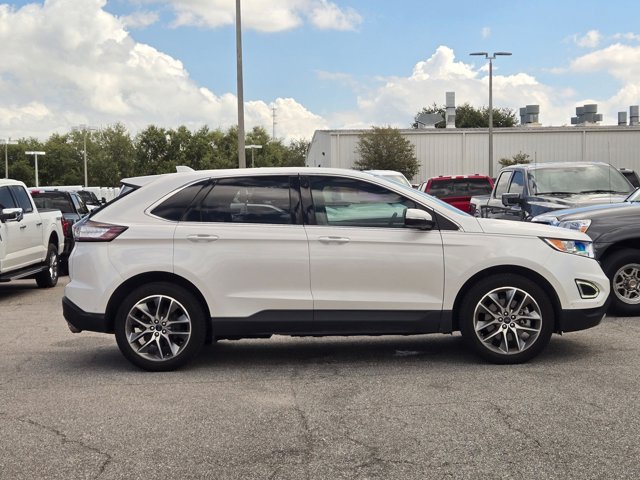 2016 Ford Edge Titanium photo 4