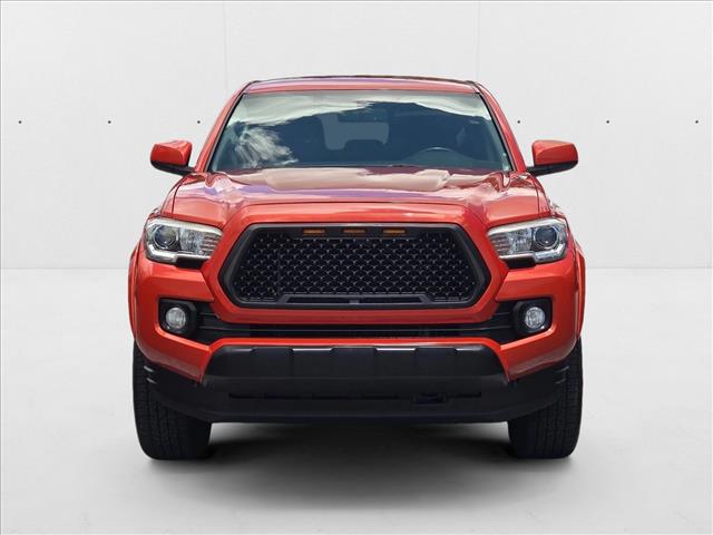 2017 Toyota Tacoma SR5 Double Cab V6 photo 2