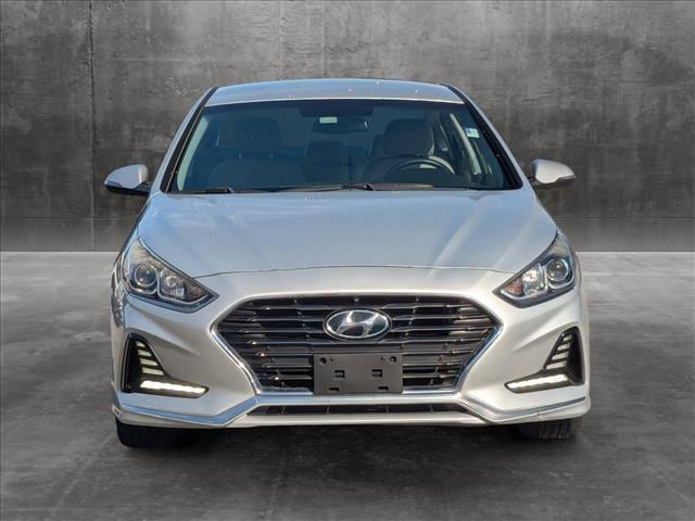 Used 2018 Hyundai Sonata SEL with VIN 5NPE34AF4JH650171 for sale in Saint Petersburg, FL