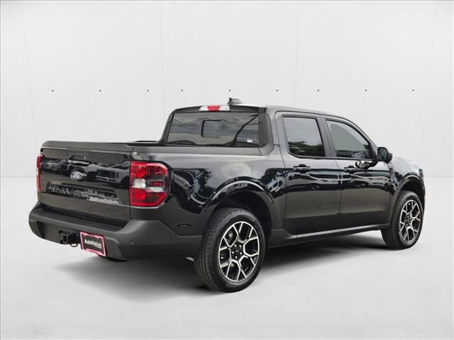 2025 Ford Maverick Lariat photo 2