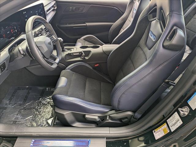 2025 Ford Mustang Dark Horse - Photo 4