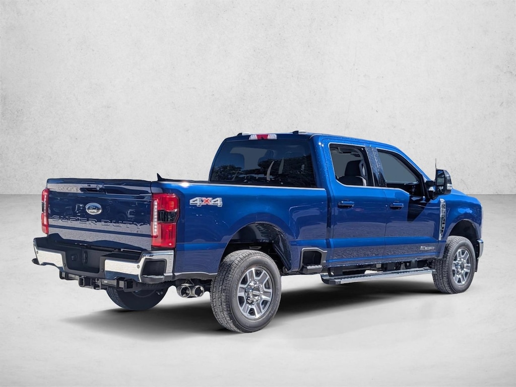 New 2026 Ford F-250 LARIAT Truck Crew Cab