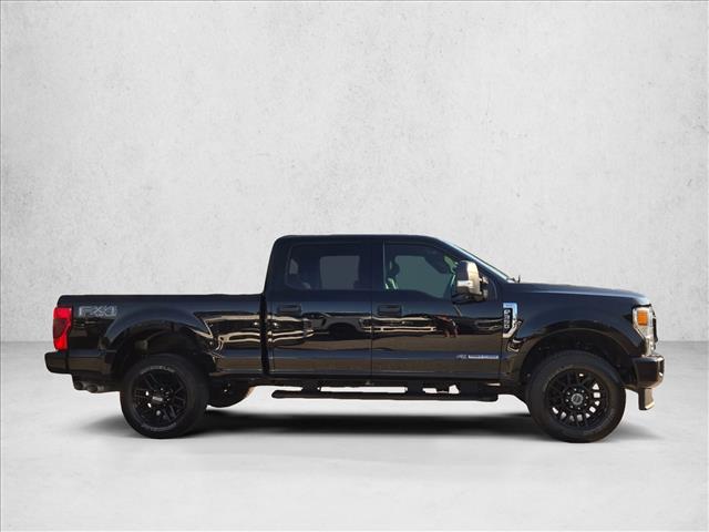 2022 Ford F-350 XLT photo 4