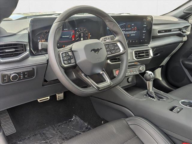 2025 Ford Mustang GT Premium photo 3
