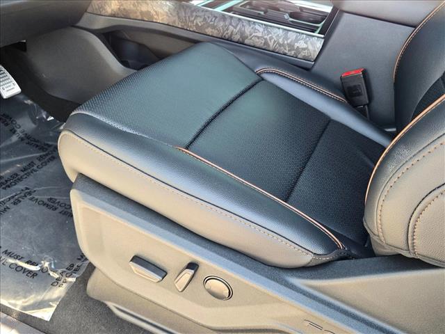 2025 Ford F-250 Lariat photo 3