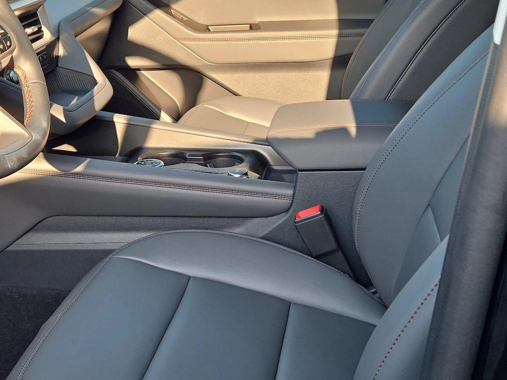 New 2026 Ford Explorer Active w/200A Pkg SUV