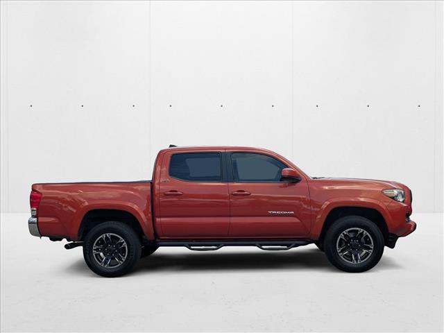 2017 Toyota Tacoma SR5 Double Cab V6 photo 4