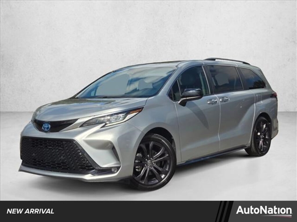 Used 2022 Toyota Sienna XSE Van Passenger Van