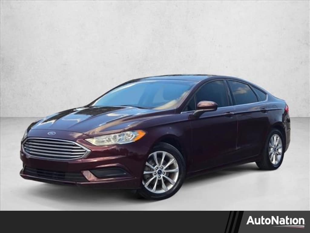Used 2017 Ford Fusion SE Sedan