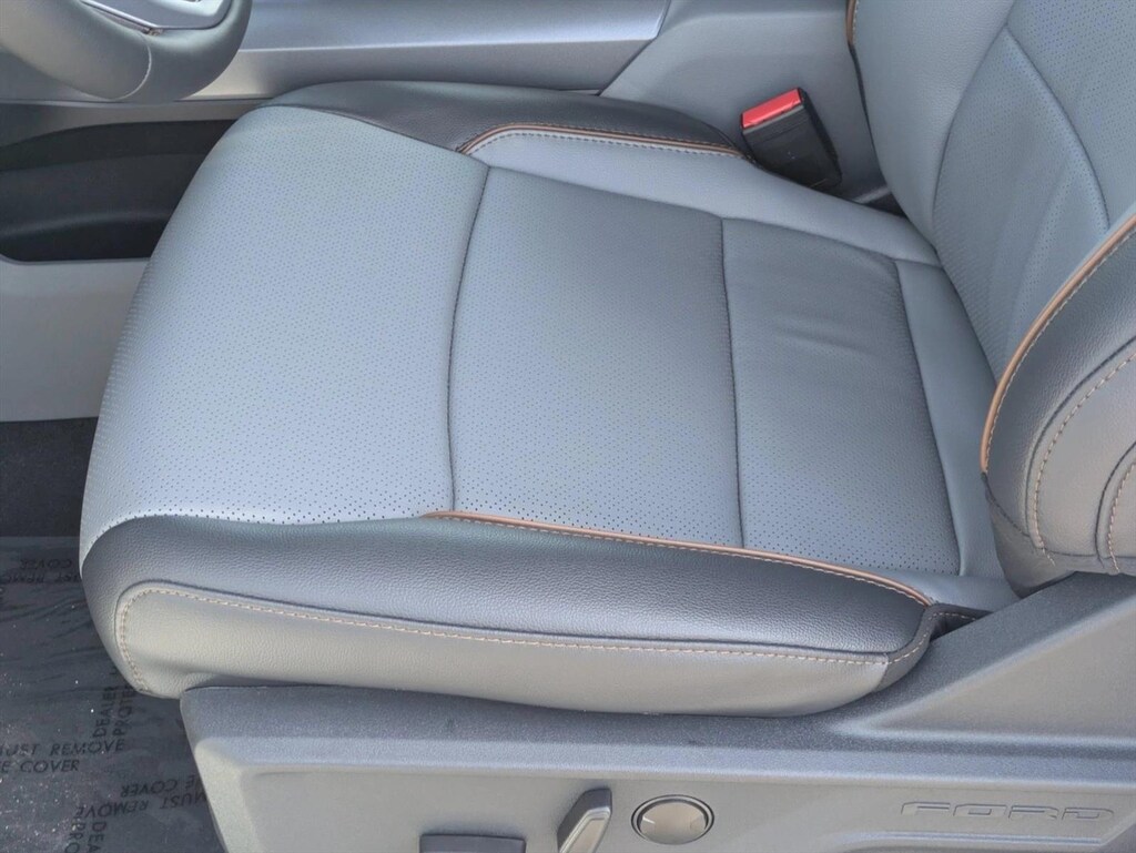New 2026 Ford F-150 LARIAT Truck SuperCrew Cab