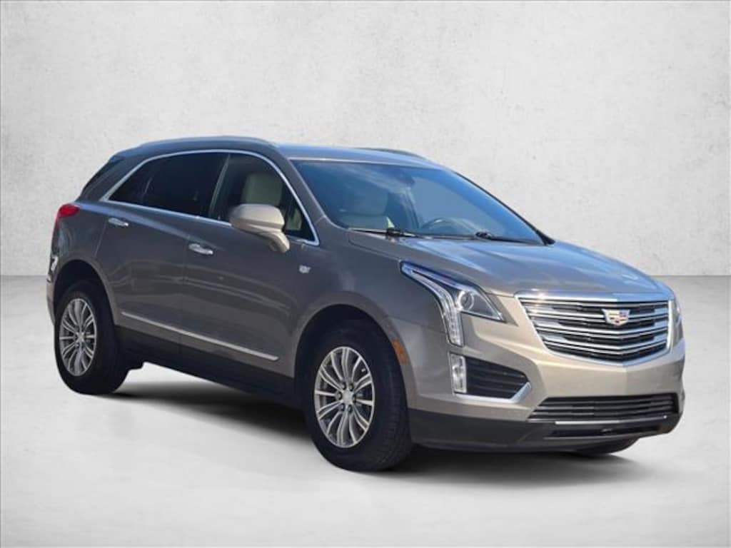 Used 2018 CADILLAC XT5 Luxury FWD SUV