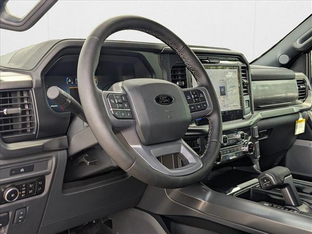 2025 Ford F-150 Lariat photo 3
