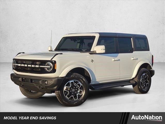 2025 Ford Bronco 4-Door Outer Banks's photo