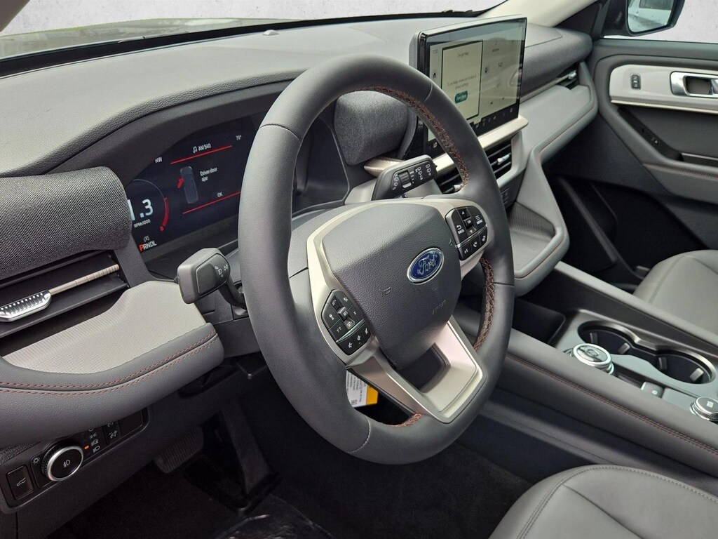 New 2026 Ford Explorer Active w/200A Pkg SUV