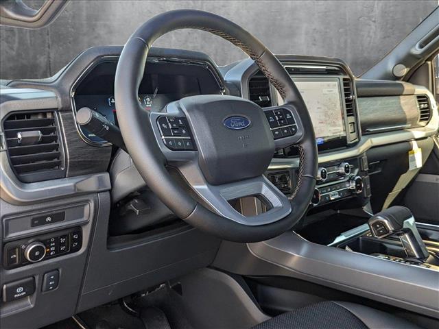 2025 Ford F-150 Lariat photo 3