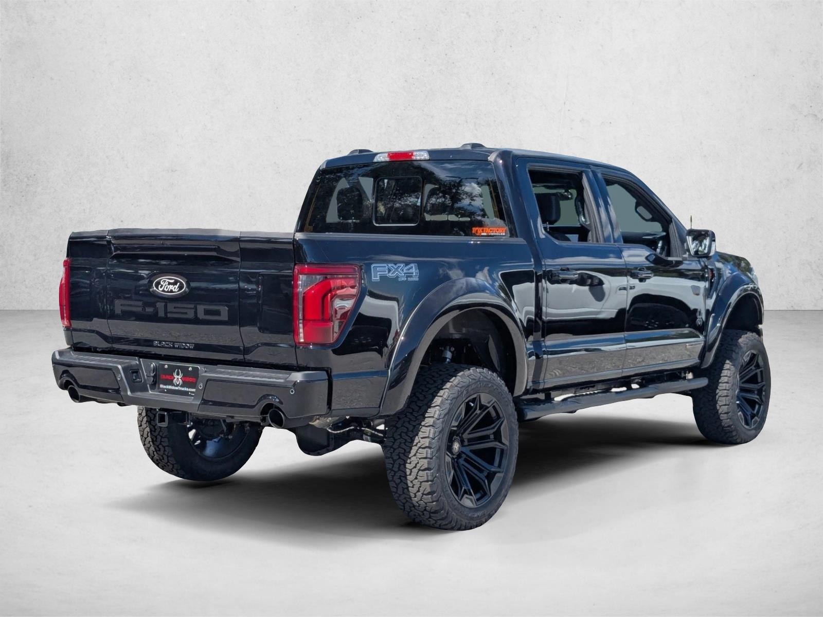 2025 Ford F-150 Lariat - Photo 2