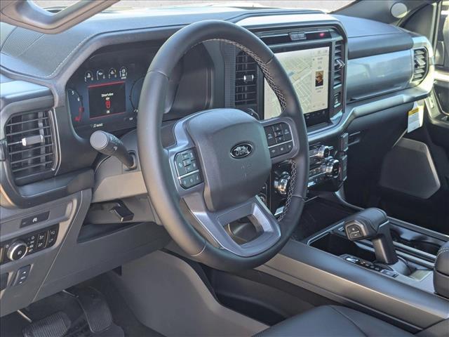 2025 Ford F-150 Lariat photo 3