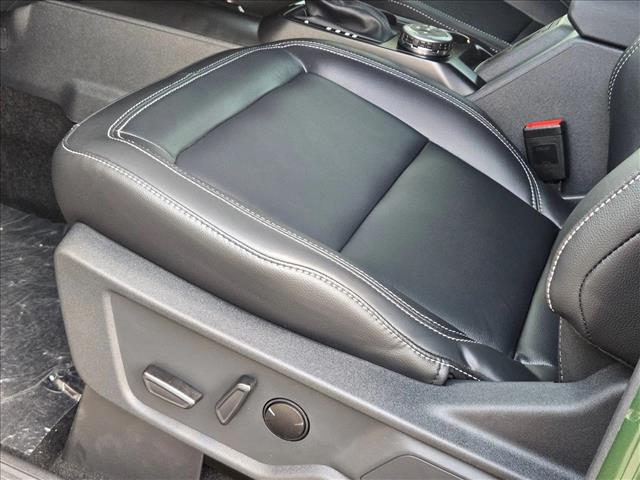 2025 Ford Bronco Outer Banks photo 3