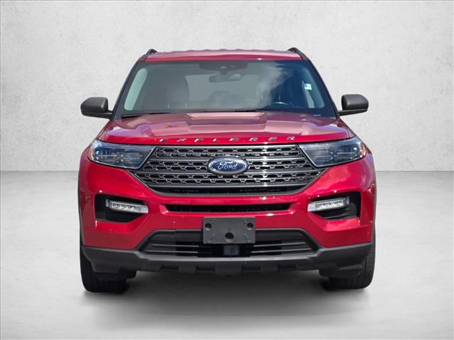 2021 Ford Explorer XLT photo 2