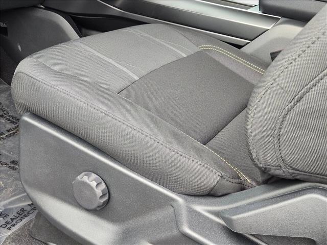2025 Ford F-150 STX photo 4