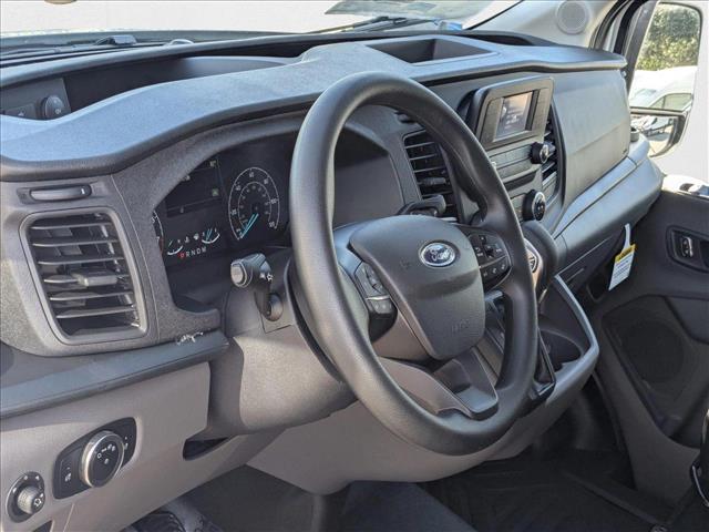 2025 Ford Transit photo 3