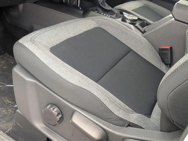 2025 Ford Bronco Base photo 4