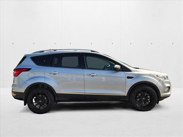 2019 Ford Escape Titanium photo 4