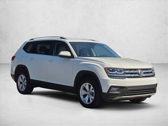 2018 Volkswagen Atlas V6 SE photo 3