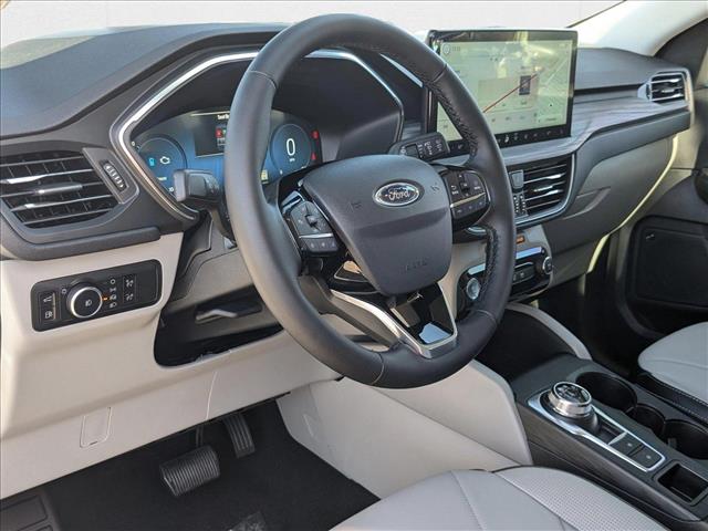 2025 Ford Escape Premium photo 3