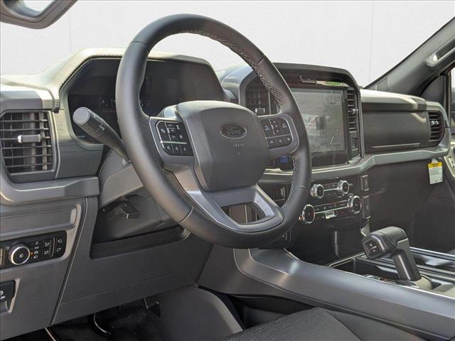 2025 Ford F-150 XLT photo 3