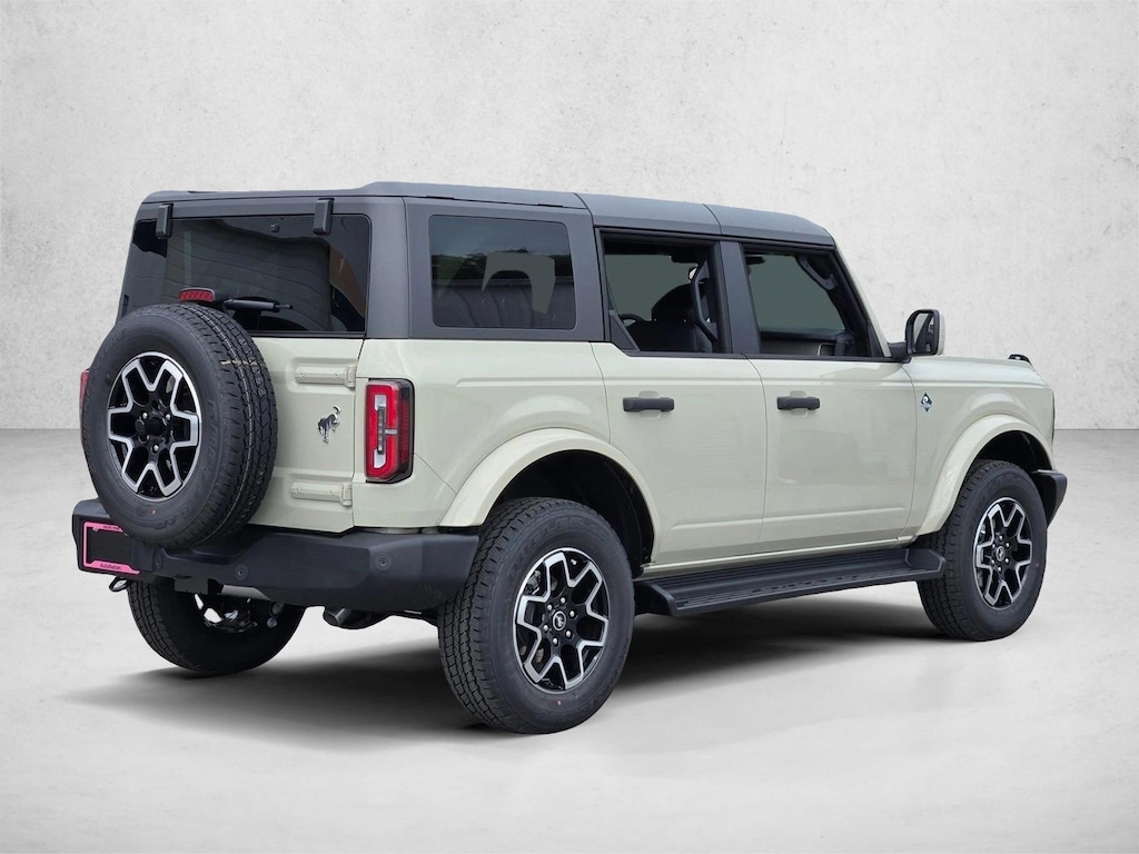New 2026 Ford Bronco Outer Banks SUV