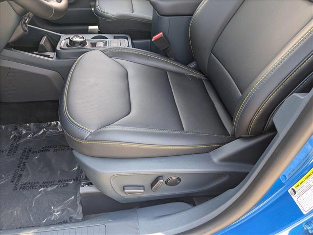 2025 Ford Maverick photo 4