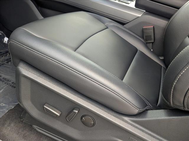 2025 Ford F-150 XLT photo 4