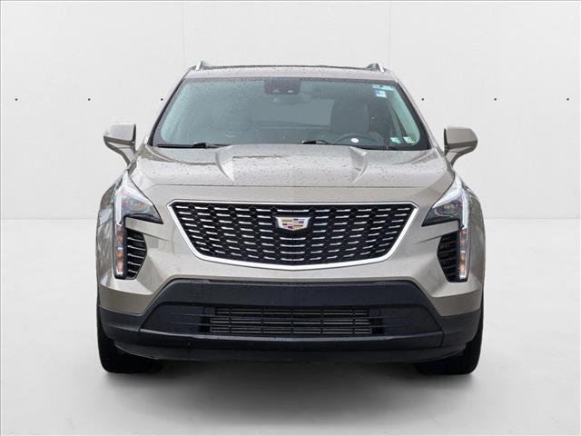 2023 Cadillac XT4 Luxury photo 2